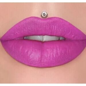 JEFFREE STAR COSMETICS - VELVET TRAP LIPSTICK "ALWAYS FAITHFUL"